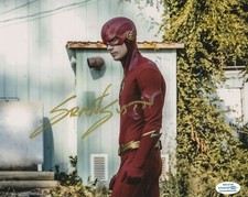 Grant Gustin The Flash Autographed Signed 8x10 Photo ACOA 