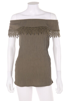 SECONDHAND Off-the-shoulder blouse Crochet Knit Details M olive green