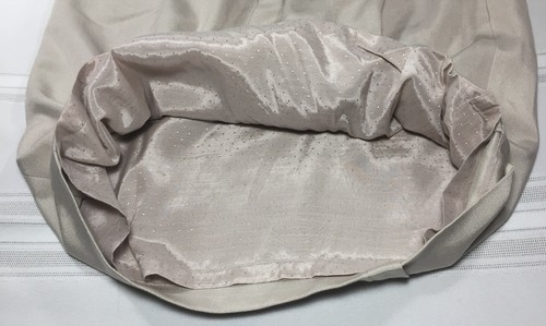 Falda Y AND KEI Agua La Tierra Talla 42 Rodilla Recta Longitud Caja Plisada Mezcla de Seda - Imagen 5 de 8