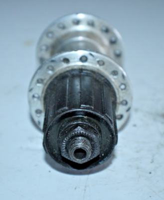 Shimano FH-RM40-8 Rear MTB Bike Hub Freewheel Silver 32H 135mm