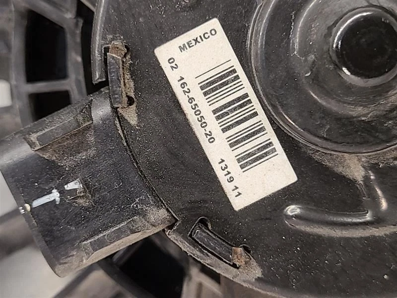 Conjunto de ventilador de motor ventilador de radiador Chevrolet Malibu 2004-2012 15788745 Foto 3 de 4