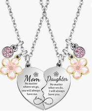 2Pcs Mother Daughter Heart Matching Pendant Necklace Set Gifts for Mom Mothers D