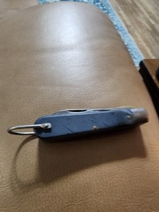 M Klein & Sons 3 Blade Electricians Folding Pocket Knife Made In Chicago USA 