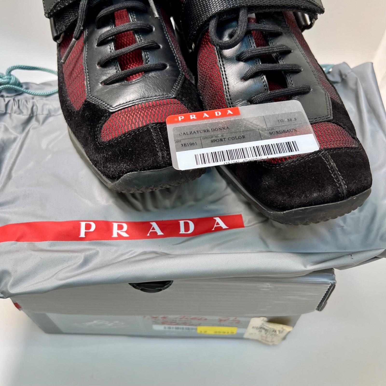 Vintage PRADA Calzature Donna Suede & Mesh Sneakers Size 8.5 / 38.5 thumbnail 10