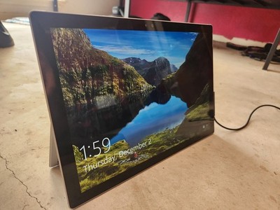 Microsoft Surface Pro 4 Intel Core i5-6300U 8GB RAM 256GB *Check Description*