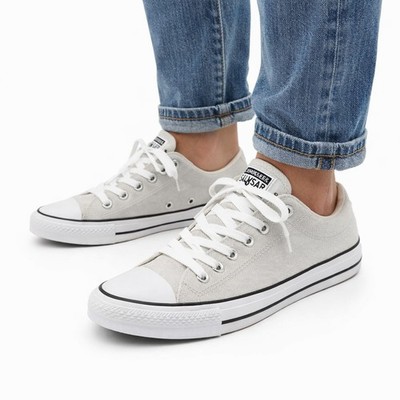 Converse Chuck Taylor All Star Ox Light Gray Low Top Sneakers Women 8 / Men 6 