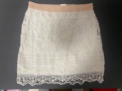 American Eagle Outfitters Mini Skirt Off White Crochet Lace Back Zip Size 0