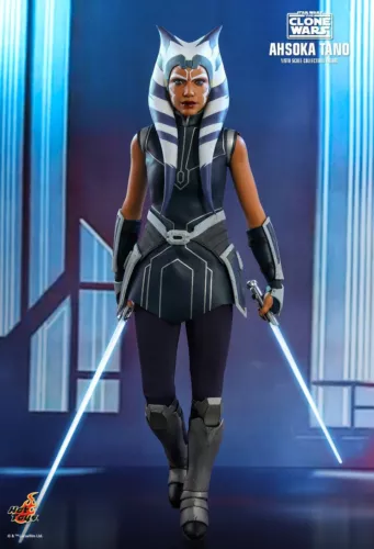 STAR WARS: The Clone Wars Ahsoka Tano Action Figure Hot Toys 1/6 Scale New