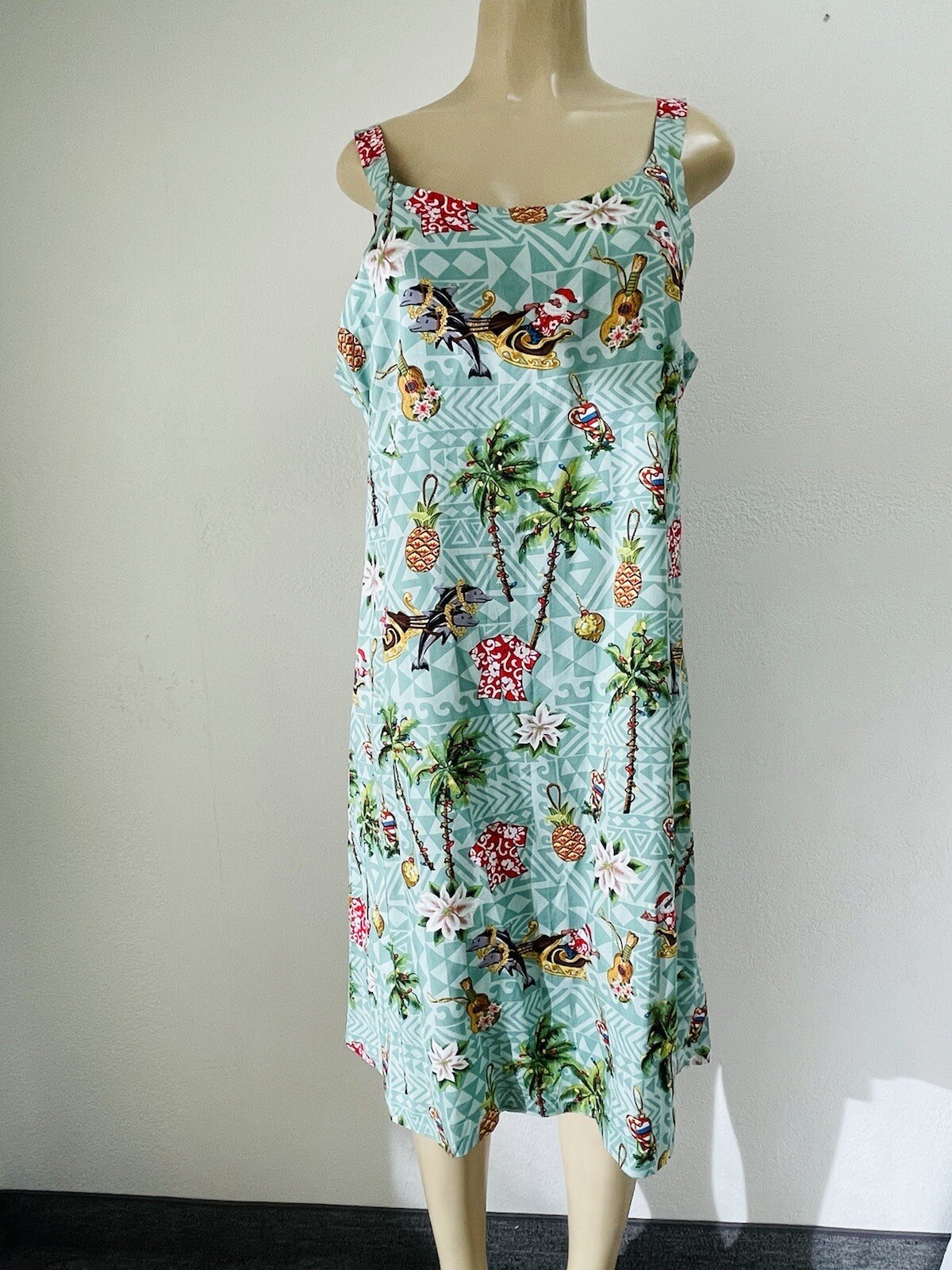Ultimate Vintage ST sz XL Hawaiian Christmas Dress Santa Palm