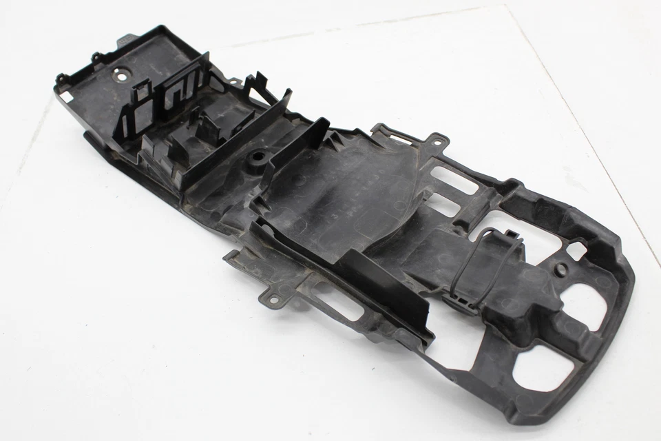 Bandeja de batería trasera de plástico para Suzuki GSXR600 GSXR750 2011-2025 Foto 2 de 4