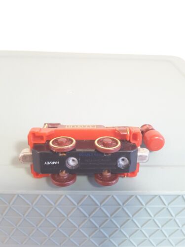 Harvey A - Thomas Tank Take N Play Take along diecast metal magnetic trains - Picture 4 of 4