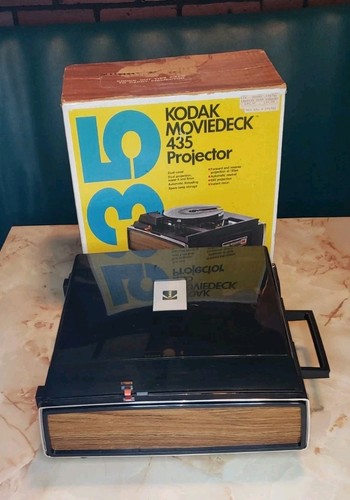 Proiettore cinematografico vintage Kodak Moviedeck 435 - 8 mm e SUPER 8 testato / ottimo stato - Foto 7 di 15