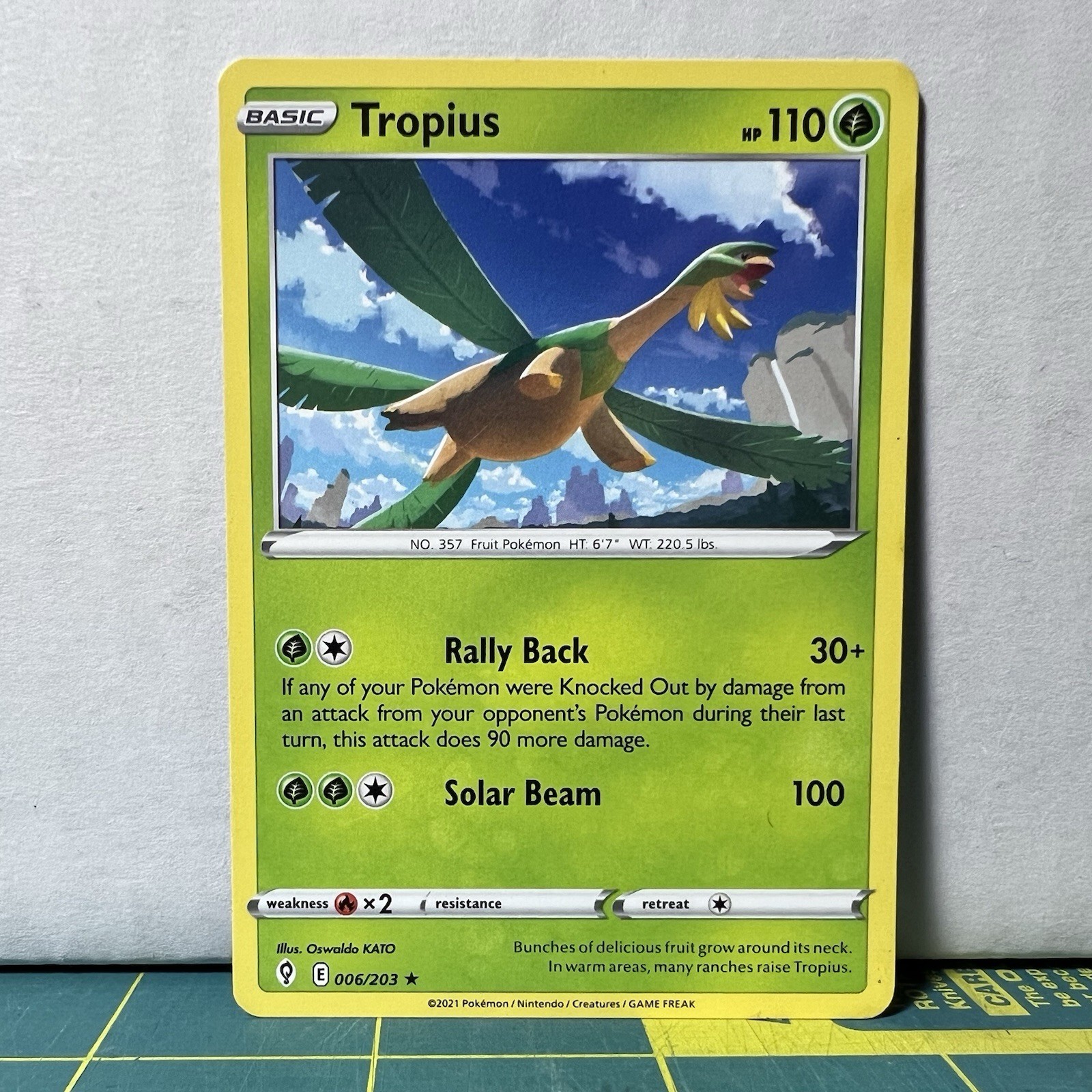 Tropius 2021 005/072 Pokemon Card