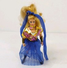 Fantastic Fashions Fit To Be Tied 1984 She-Ra Princess of Power Figure She Ra