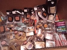 New Wholesale Joblot of 25 Make Up Items