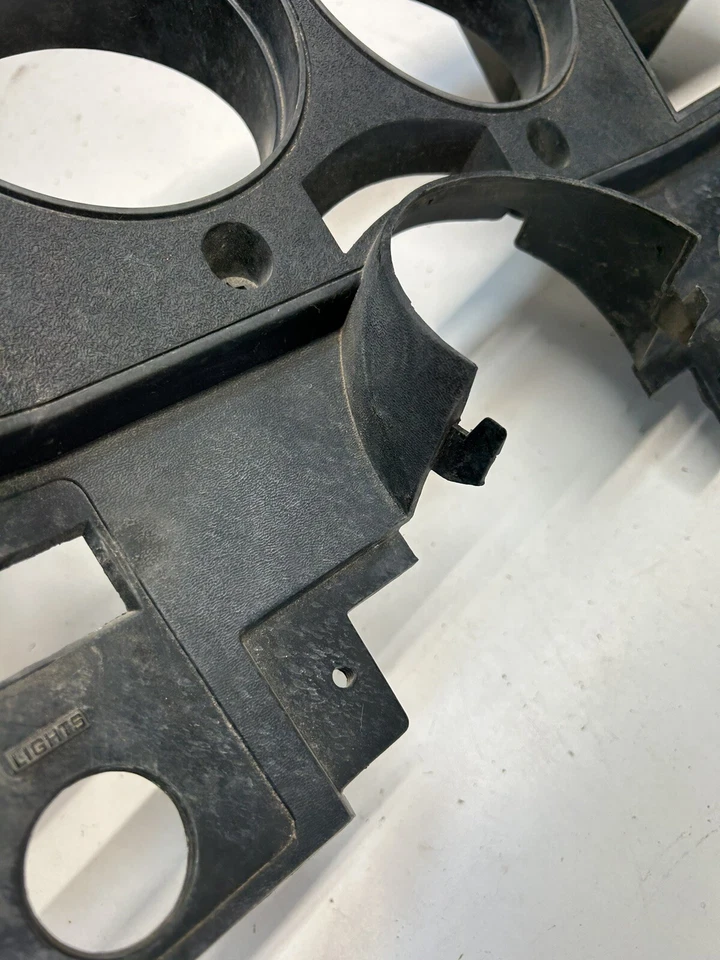 Camión Chevrolet GMC 1982 82 C10 K10 K20 K30 OEM calibre bisel cubierta ajuste Speedo Foto 4 de 4