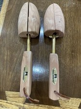Cedar Elements Spring Cedar Shoe Tree Adjustable Stretcher Size M