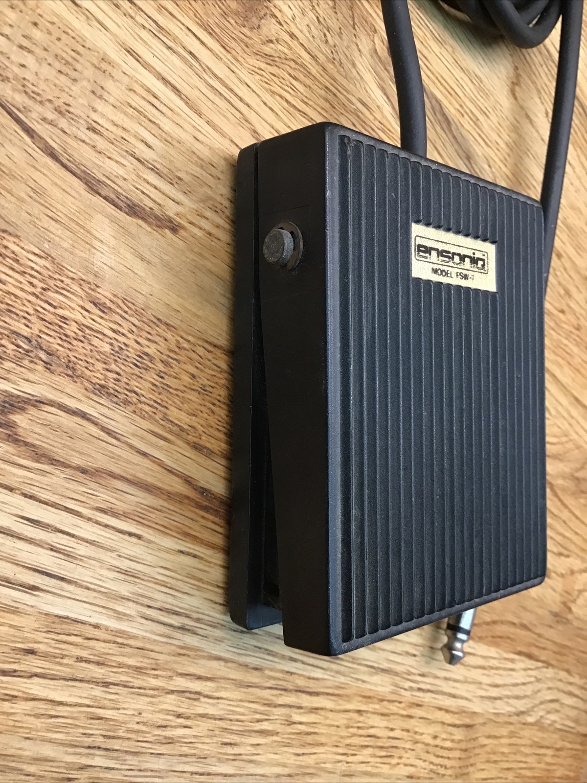 Ensoniq Model FSW1 Synthesizer Keyboard Foot Pedal Sustain MADE IN