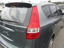 Used Right Tail Light Assembly fits: 2011 Hyundai Elantra SW quarter mounted Rig