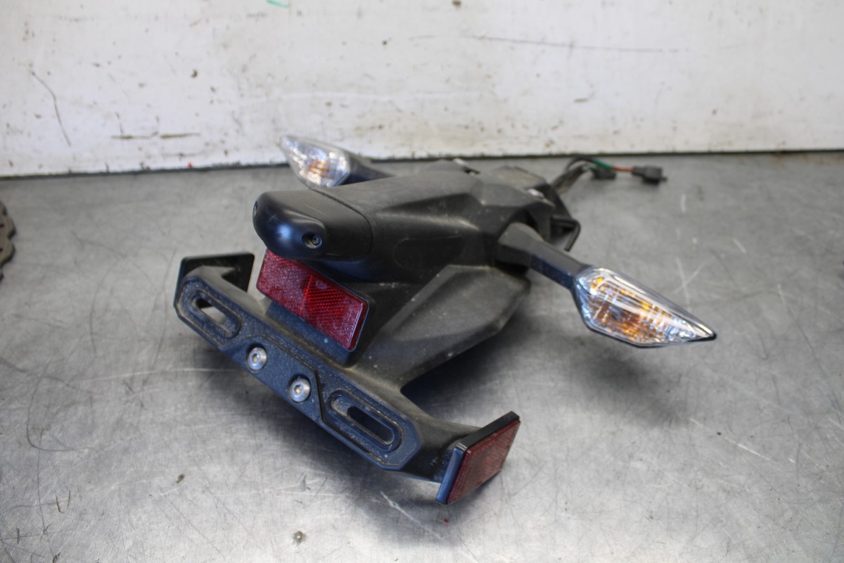 19-22 KAWASAKI Z400 REAR BACK FENDER MUD GUARD BB708 | eBay