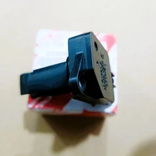 Mass Air Flow Meter MAF Sensor 22204-22010 For Toyota Denso Lexus Scion