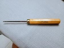 Brand NEW Straight 2mm Wood Carving Gouge Made in Germany by LOEW-CORNELL