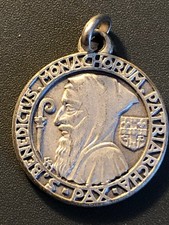 Lot De 10 Médailles Saint Benoît Plaqué Argent - Protection Contre Le Mal, Médaille Chrétienne Ancienne