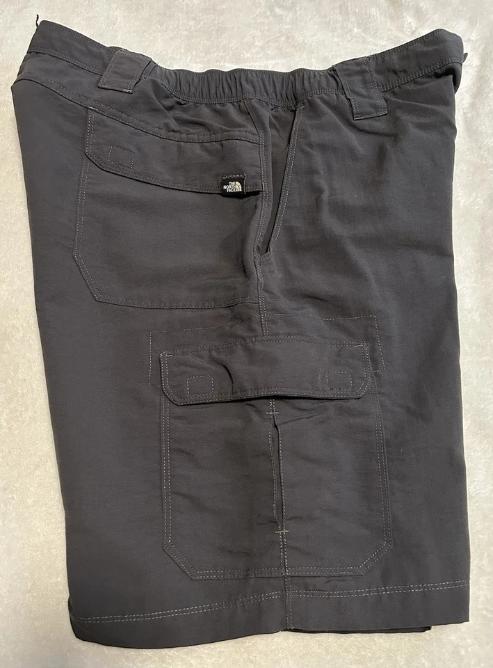 Pantalones Cortos de Viaje The North Face Nylon Senderismo Carga Gris 9.5” Entrepierna Para Hombres Talla Grande Foto 4 de 4