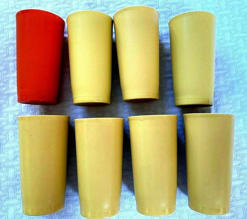 Set of 8 TUPPERWARE 12 oz Tumblers #873 