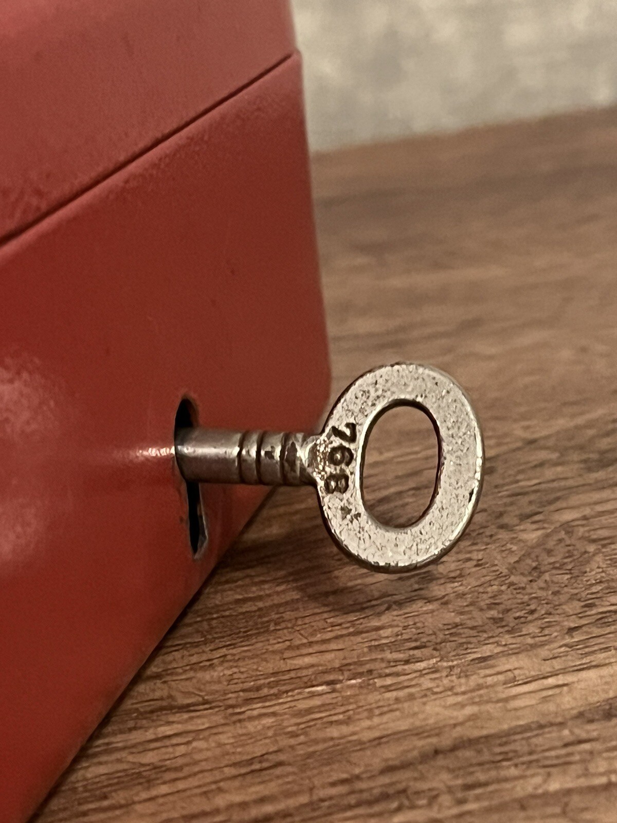 Vintage Metal Cash Box with key Money Tin Key & Tin Numbered 768 eBay