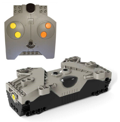 LEGO COLLECTIBLE: 2 Independent Motors + Battery Box + Receiver + Remote Control