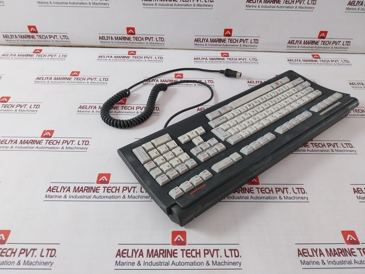 Clavier BRITANNIQUE QWERTY Anglais De Gris D'ordinateur Image éditorial