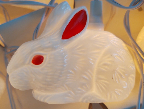 Vtg 1996 10 BUNNY LIGHT SET Bunnyville STRING LIGHTS BLOW MOLD BUNNIES 3" EASTER - Picture 3 of 6