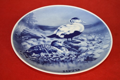BEAUTIFUL TOVE SVENDSEN PORCELAIN HUNT WALL PLATE ANIMAL - Picture 21 of 54