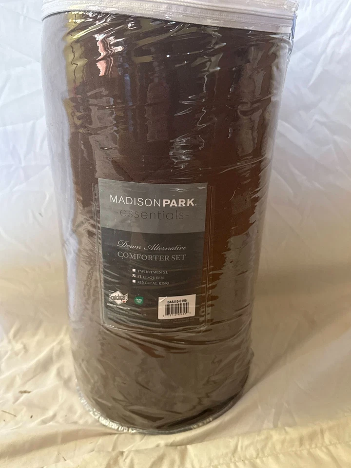 Madison Park Larkspur Reversible 3-Pc. Comforter Set Brown Sand Full/Queen - Image 2 of 4