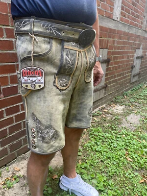 kurze Wildbock Lederhose grün-grau mit Gürtel Leder Neu - Bild 1 von 3