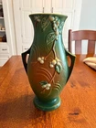 BEAUTIFUL VINTAGE ROSEVILLE VASE MARKED USA IVI-12 & 12 1/2 IN TALL