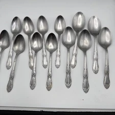Wm A Rogers Oneida Stainless Steel Fenway Daydream Flatware 22 pc Lot 3 Settings