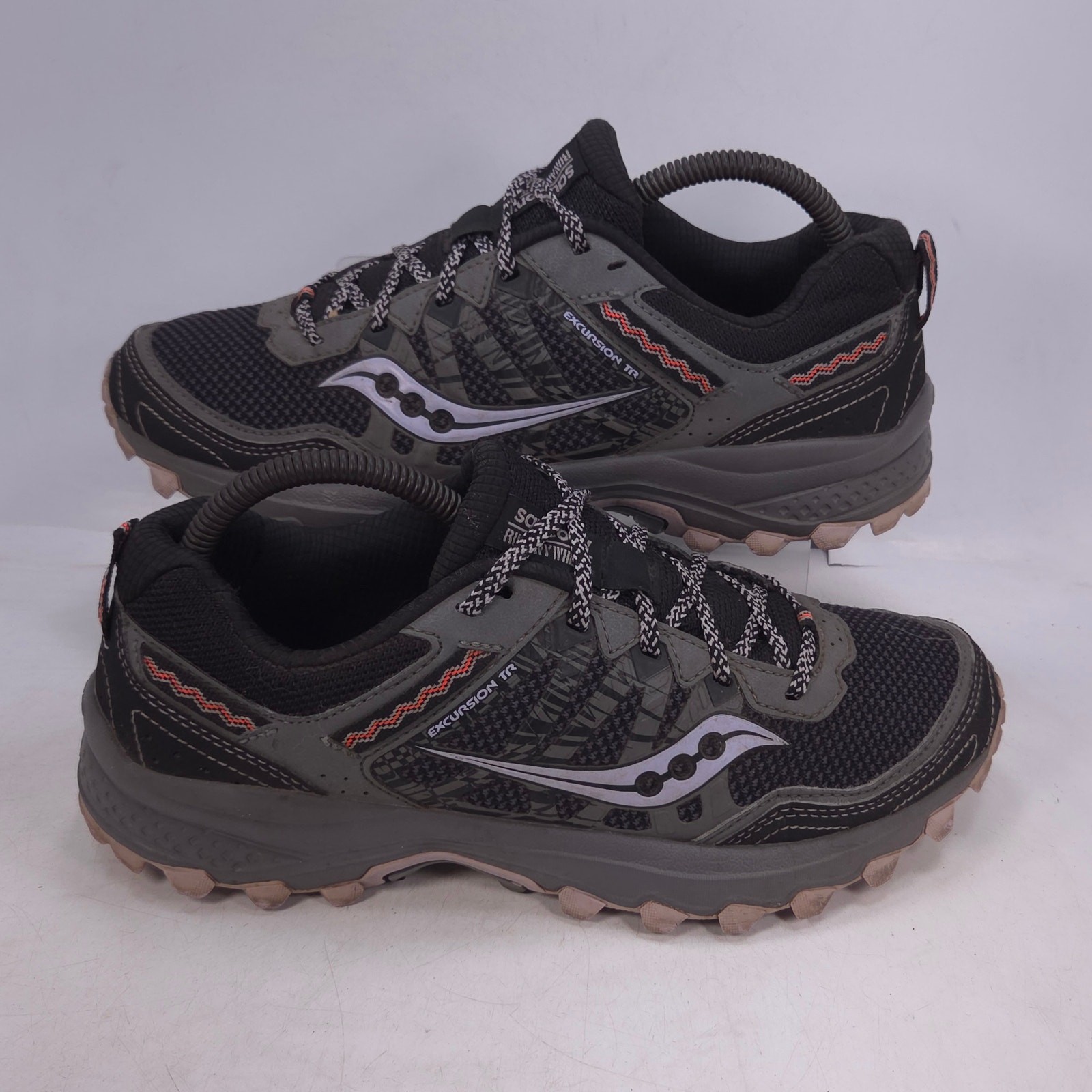 Saucony Excursion TR Athletic Running Shoe Womens Size 9 S10451-16 Black Gray thumbnail 6