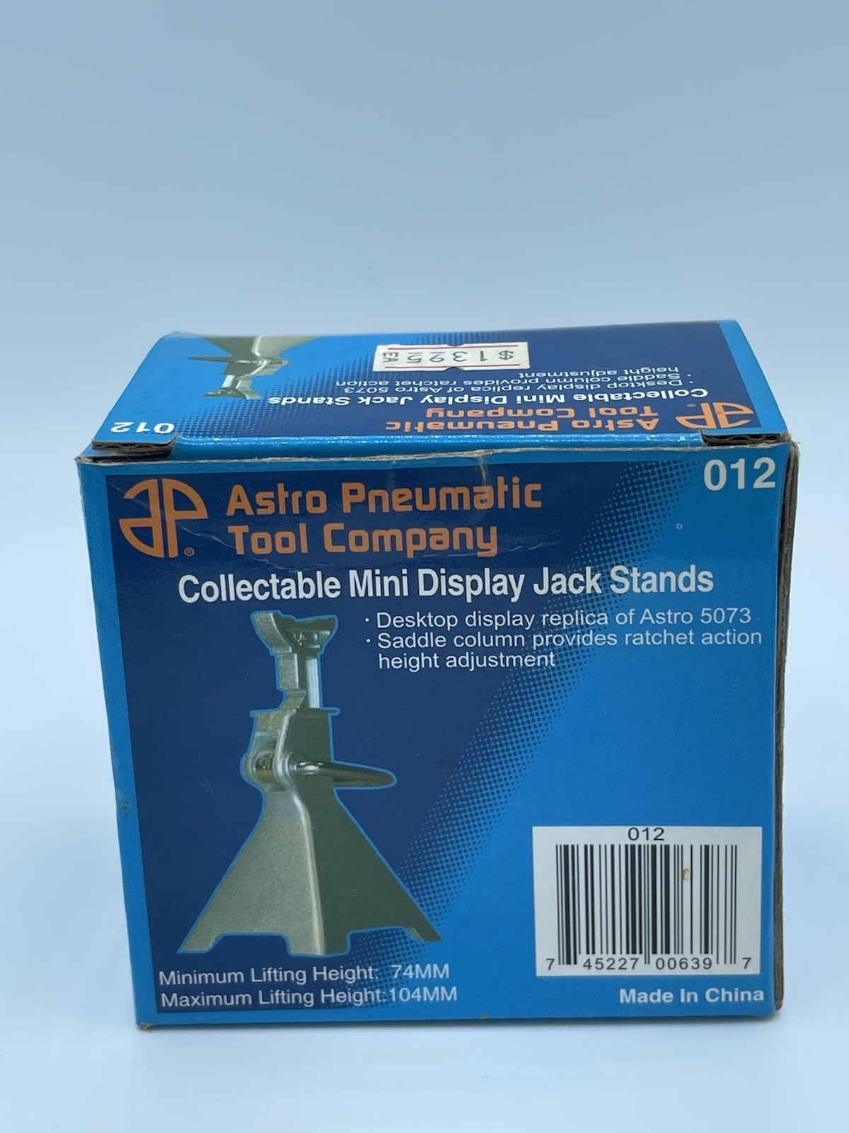 Jack Stands Mini Display Collectable Astroline Model 012 Miniature Set Of 2 Box