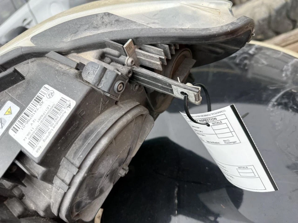 Passenger Headlight Adaptive Headlamps Xenon HID Fits 15-17 BMW M3 2610154 - Изображение 2 из 4