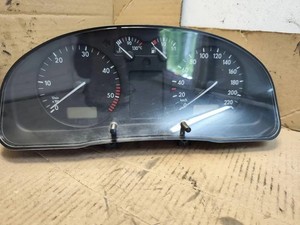 VW PASSAT B5 3B2 Kombiinstrument 09051940090 1.90 Diesel 85kw 1999 34896969