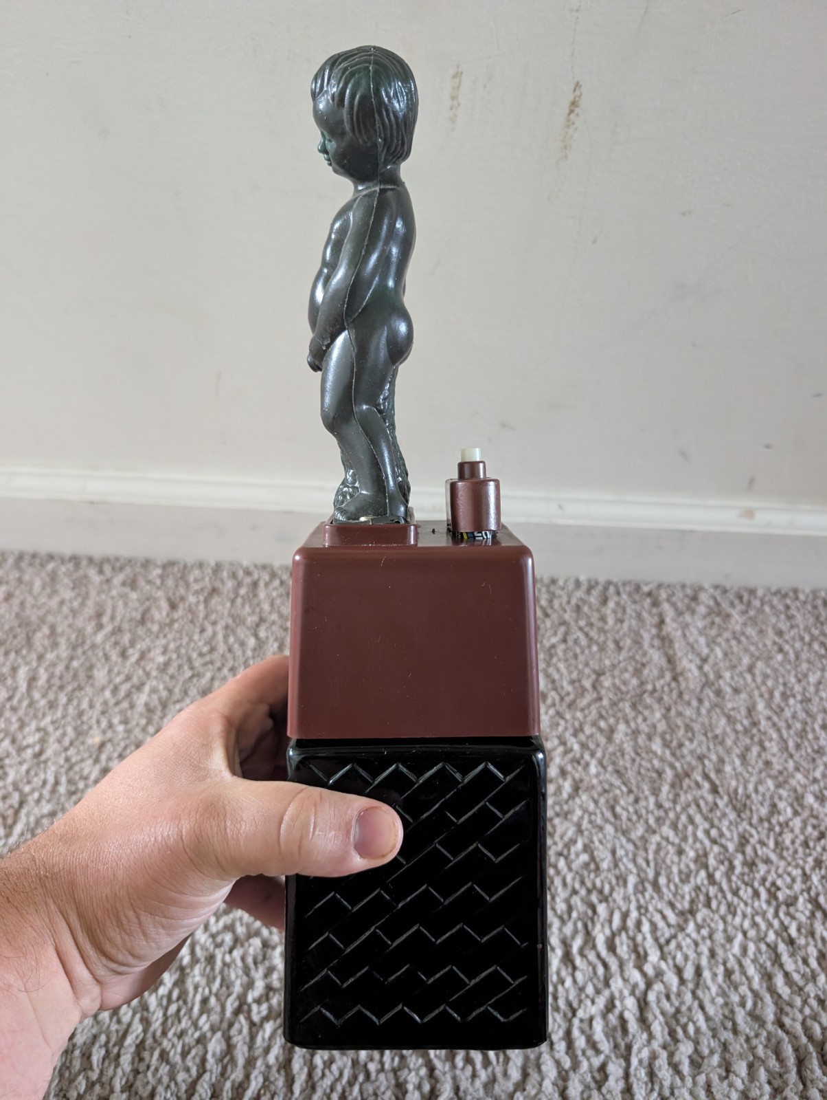 Vintage 1960’s Master Piece Bonny Boy Peeing Working Novelty Liquor Dispenser