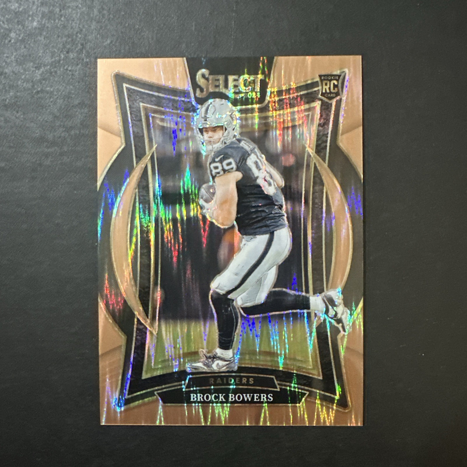 2024 Panini Select Brock Bowers #31 RC Copper Shock Prizm Concourse /299 🔥🔥🔥