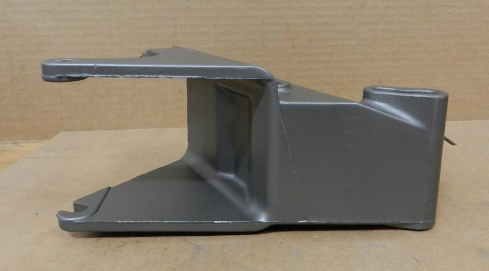 Buick Electra Riviera Wildcat 430 V8 1967-68 soporte de bomba de dirección asistida 1377521 Foto 4 de 4