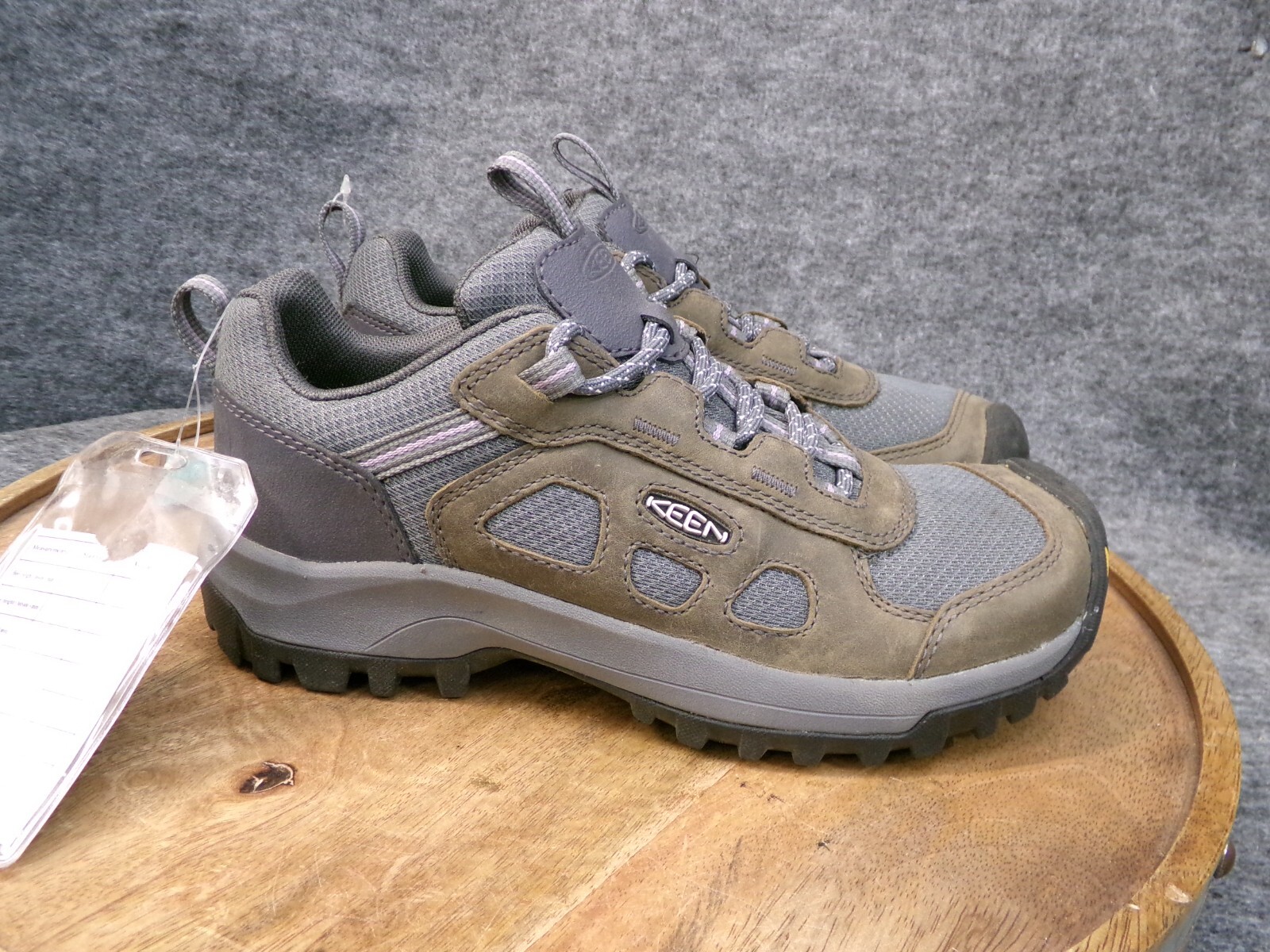 Scarpe da trekking Keen da donna Basin Ridge Vent magnete in pelle di cardo sneaker taglia 7