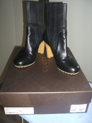 Gucci Stivaletto Pelle S. Gomma Luxor Kid Booties in Black 