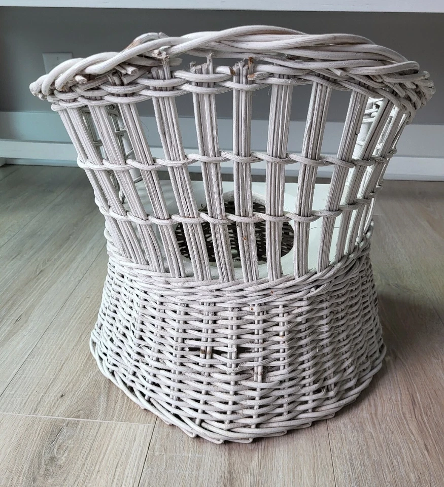 Antique Victorian Wicker Potty Chair Childs Childrens Old Vintage Rattan 15" H. - Image 3 of 4