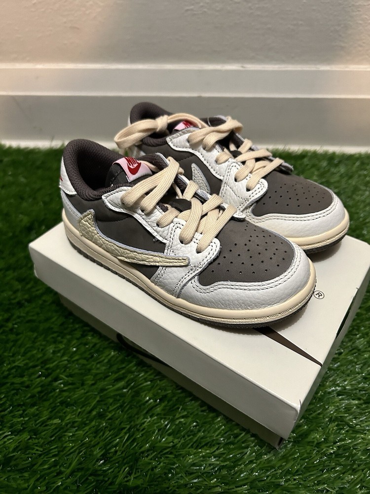Travis Scott Jordan 1 Low Reverse Mocha TD