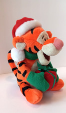 Disney Theme Parks Holiday TIGGER Bean Bag Plush w/ Tag